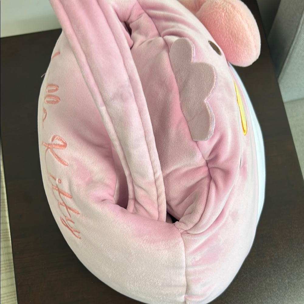 Pink Hello Kitty Plush Handbag - Picture 3 of 4